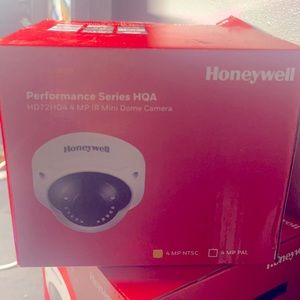 Honeywell 4mp dome performance camera